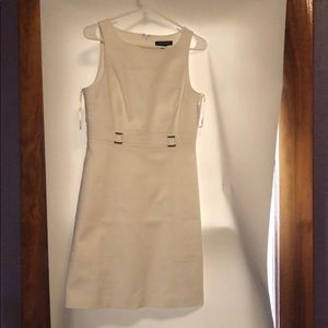 CUTE WHITE SUMMER DRESS